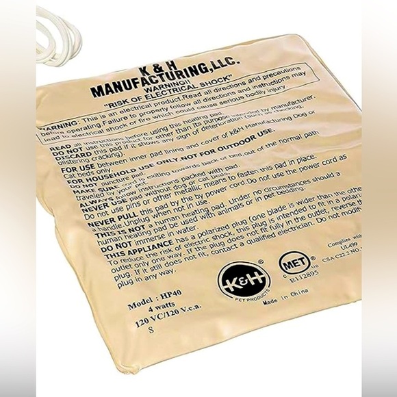 NWT: Heating pad for Small Dogs. - Picture 1 of 6